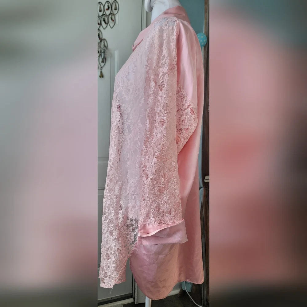 Vintage 90's Victoria's Secret Lace Button-Up Night Shirt Women's M/L Pink Satin - Picture 2 of 10